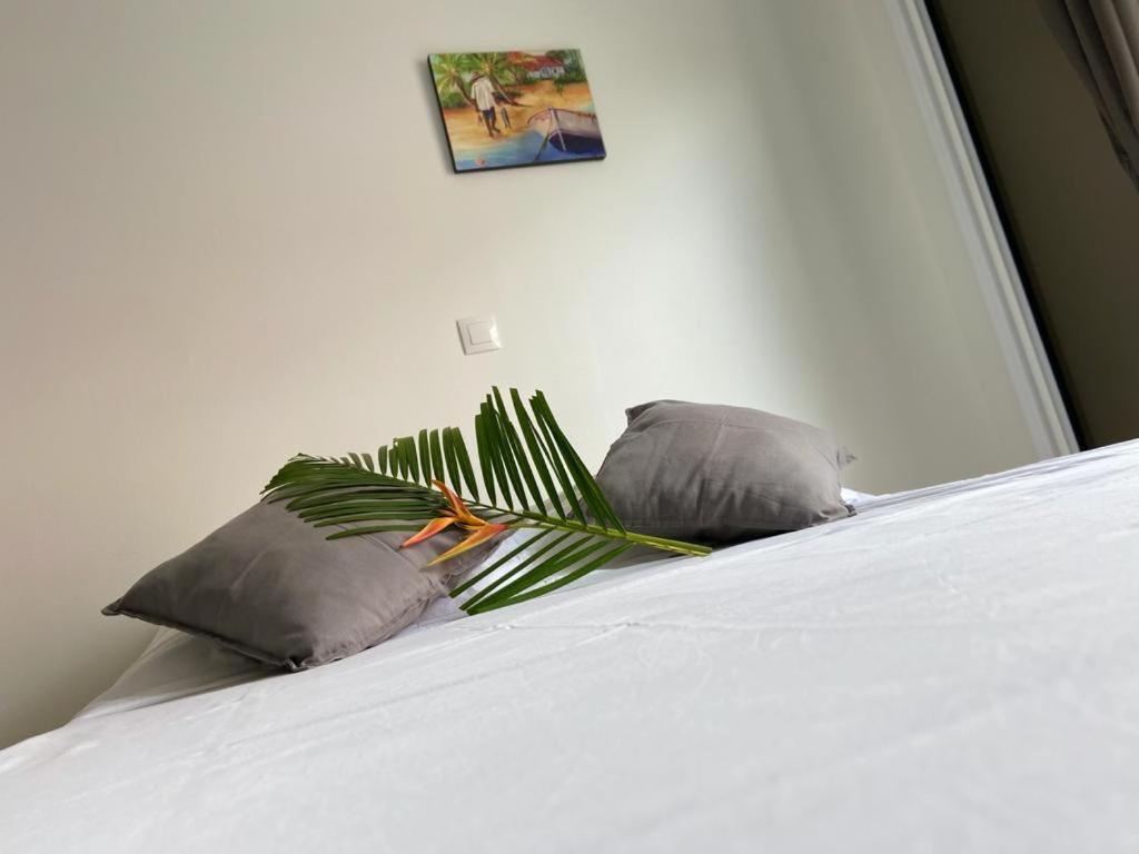 Residence Vwal O Van 2, Studio Plage A Proximite Sainte-Anne  Exterior foto
